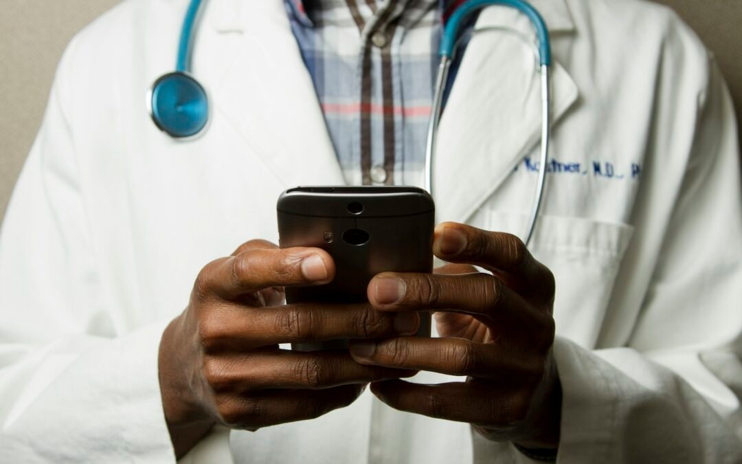 Etudiant en PASS travaillant le programme de medecine a Marseille